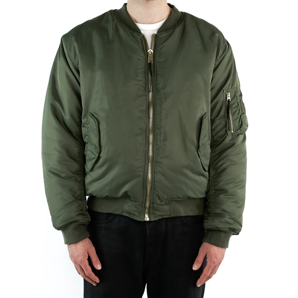 EXHIBITION:BOMBER  
